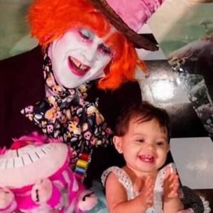 Meet your Posher, Tutty